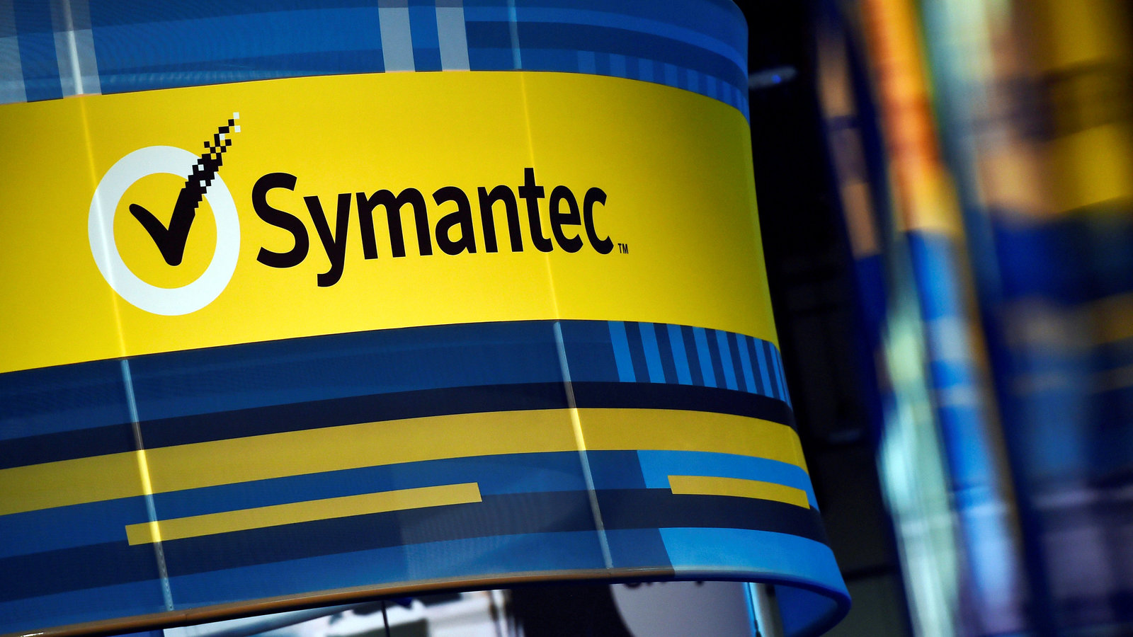 Symantec Report Shows 82% Of Social Media Attacks Are Fake Offerings